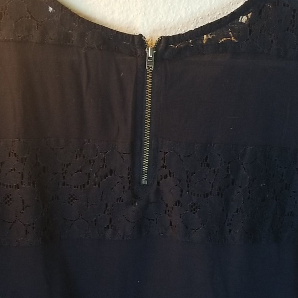 Loft medium black top. - Picture 4 of 6